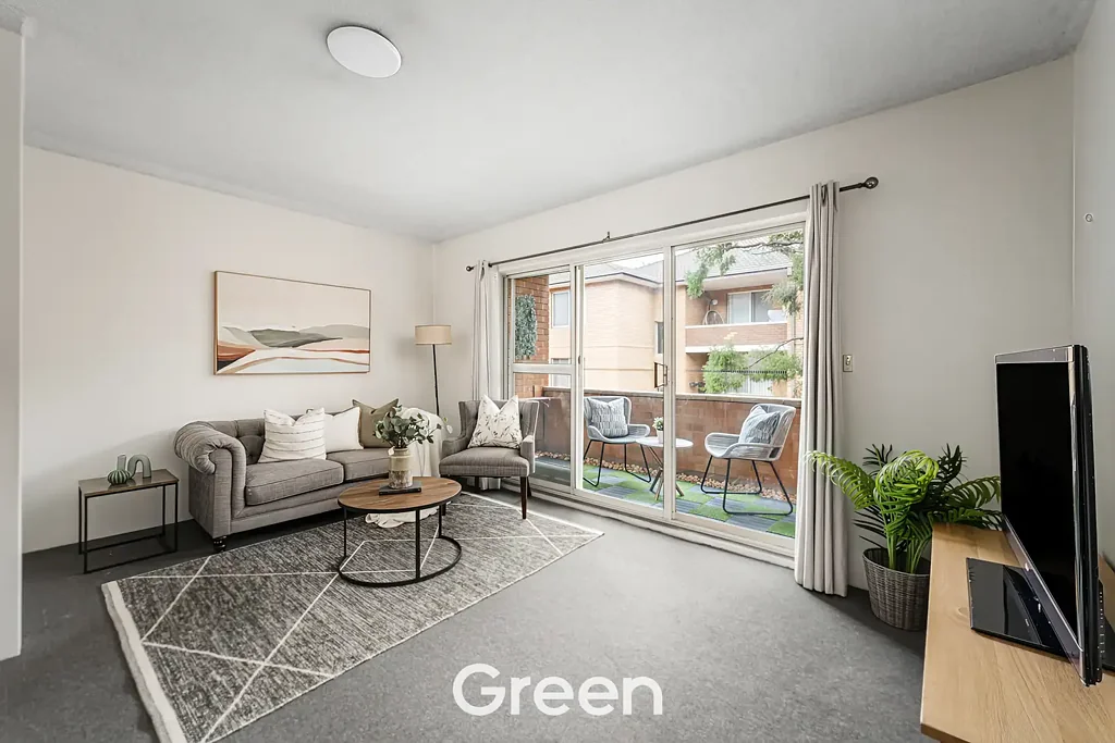 West Ryde 2ห้องนอน Light-Filled Living with Space, Comfort and Convenience