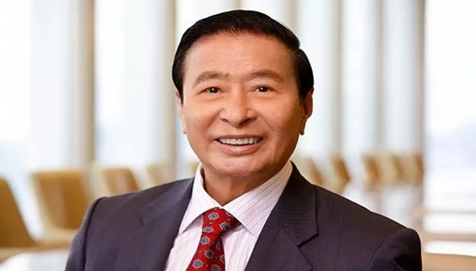 91岁李兆基退休，香港告别商业大时代