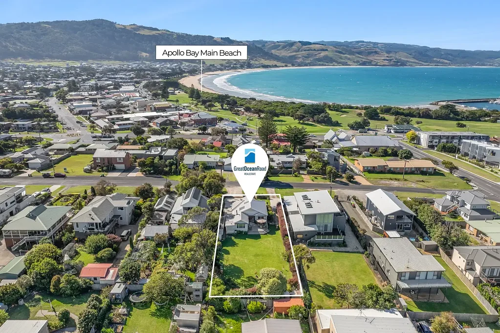 Apollo Bay 3房  A LIGHT FILLED COASTAL HAVEN IN THE HEART OF APOLLO BAY