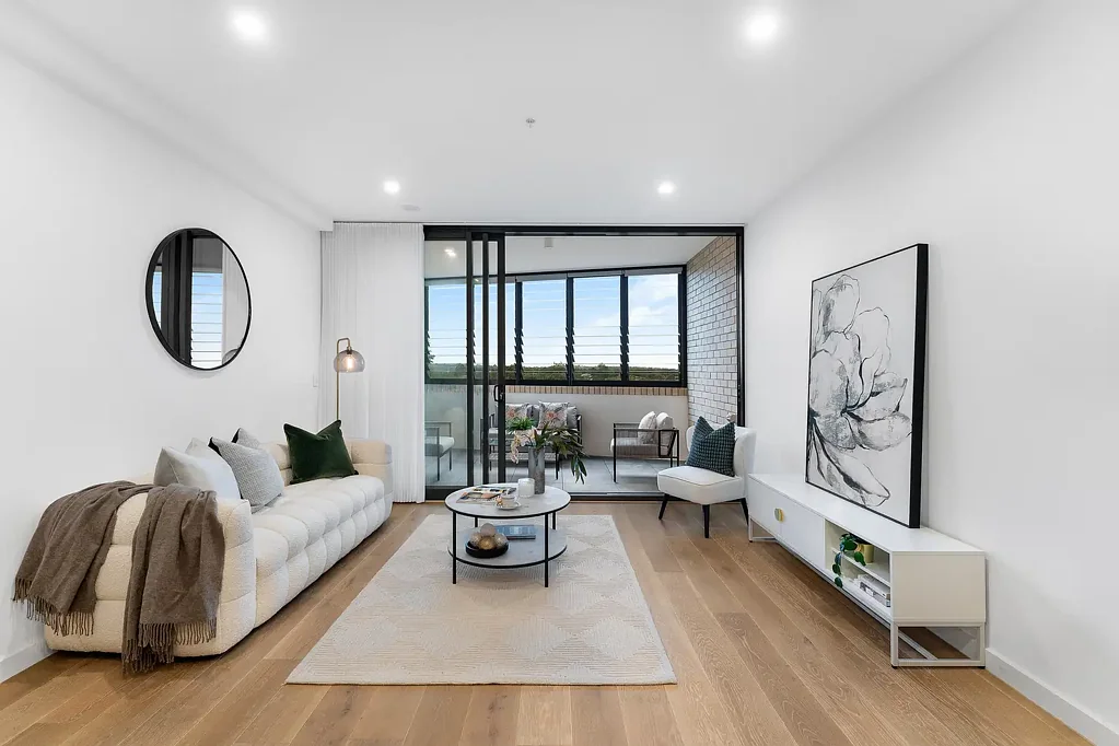 Lindfield 3ห้องนอน As-new designer living within prestigious 'Village Lane'