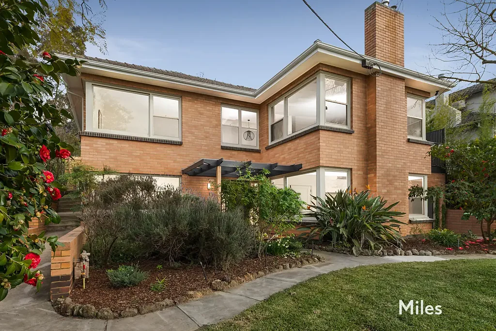 11 Warne Street, Eaglemont, VIC 3084