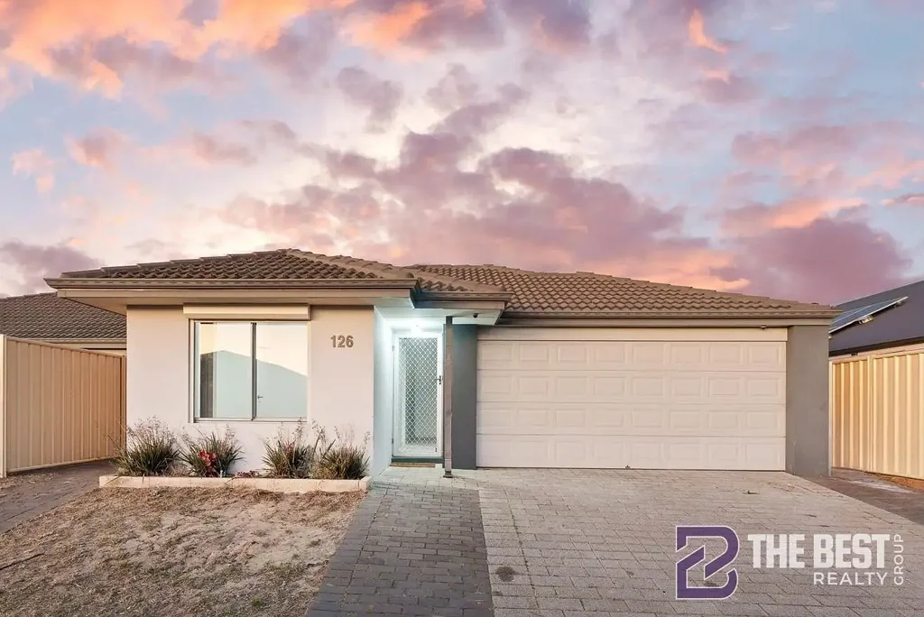 Seville Grove 3ਬੈੱਡਰੂਮ Modern 2017-Built Home with Space & Potential