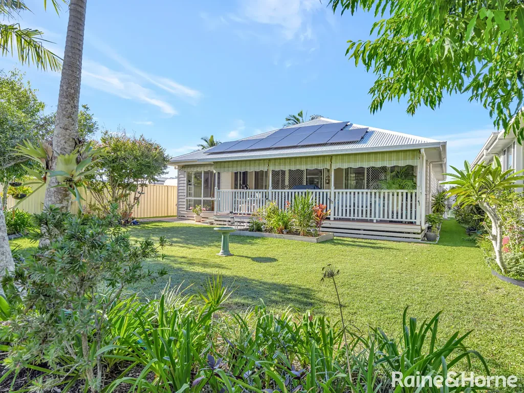 Yamba 2ห้องนอน Relaxed Yamba Resort Living With Private, Leafy Views