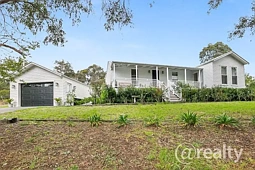 11 Coleman Crescent, Eltham