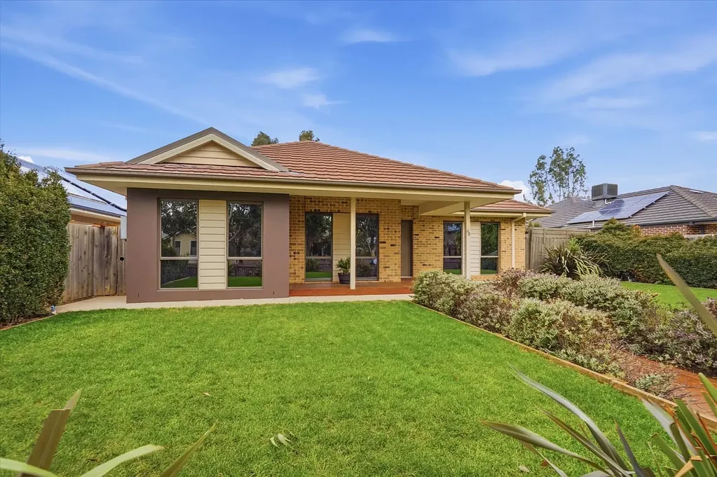 Eynesbury 4Zimmer An Exceptional Family Home, Designed for Space and Comfort ...
