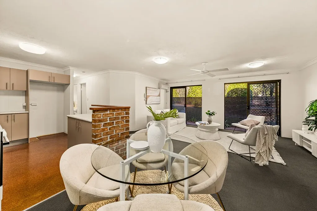 Wooloowin 2Kwarto Spacious Ground Floor Living with Private Garden Patio