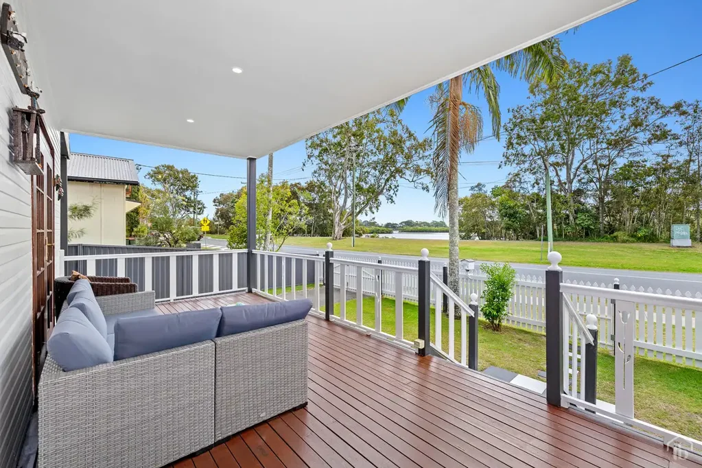 Tweed Heads South 5房  Waterside Hamptons House