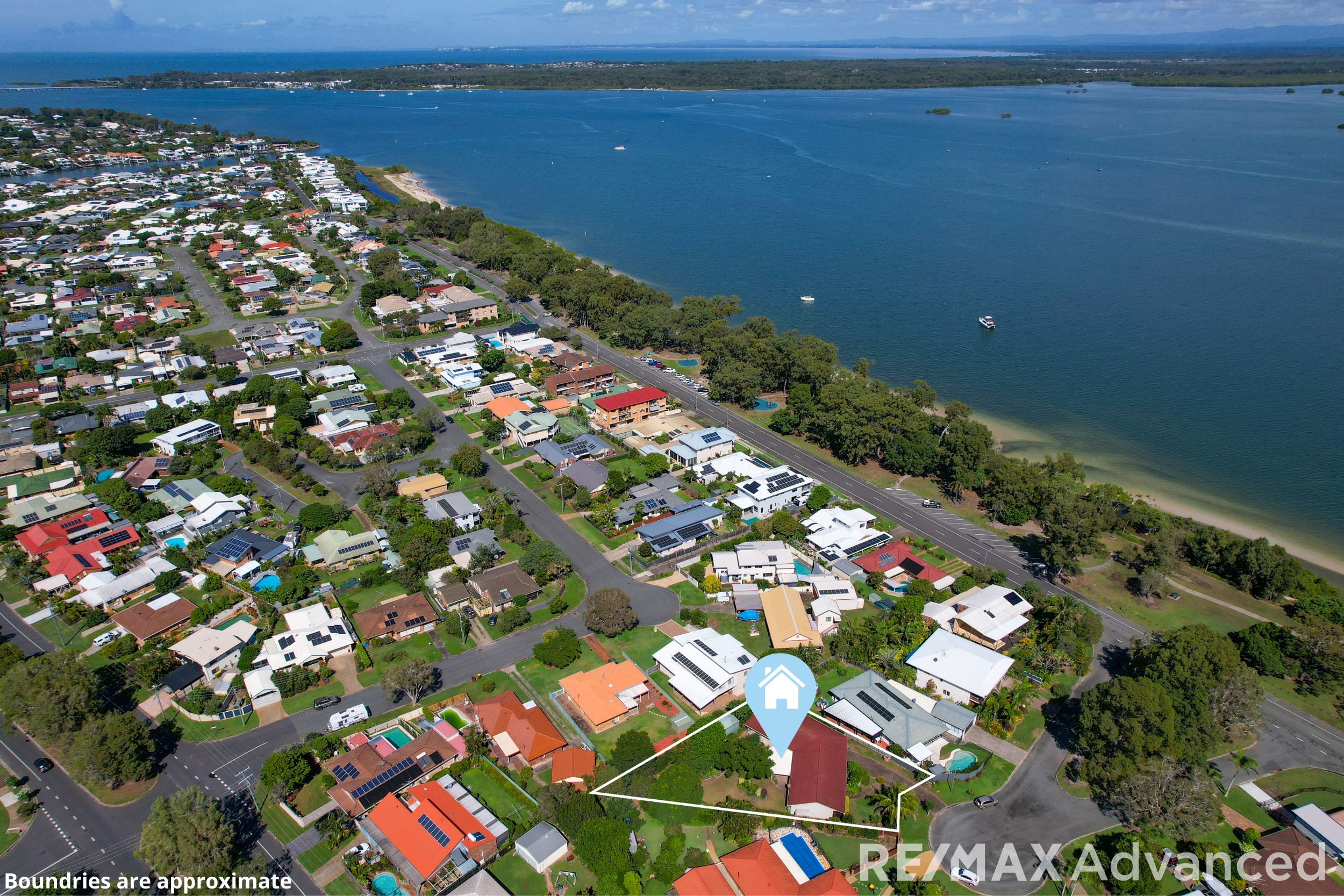 13 EAGLE CT, BANKSIA BEACH QLD 4507, 0 chambres, 0 salles de bain, House