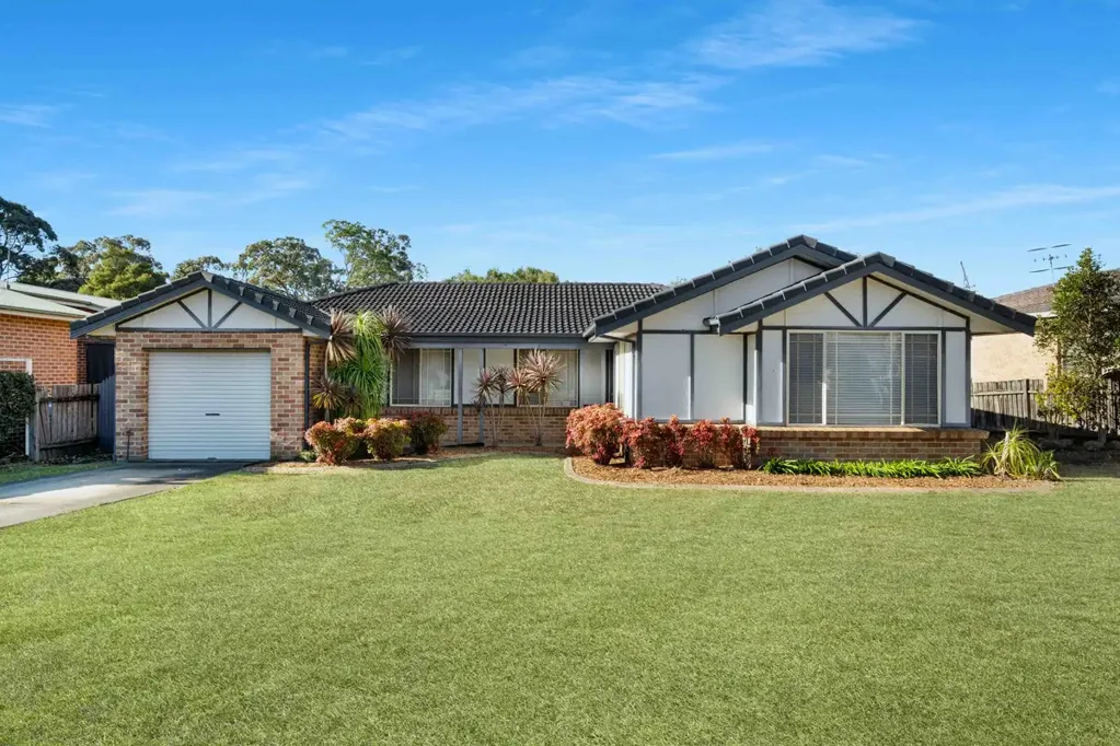 21 Ferntree Drive, Bomaderry, NSW 2541