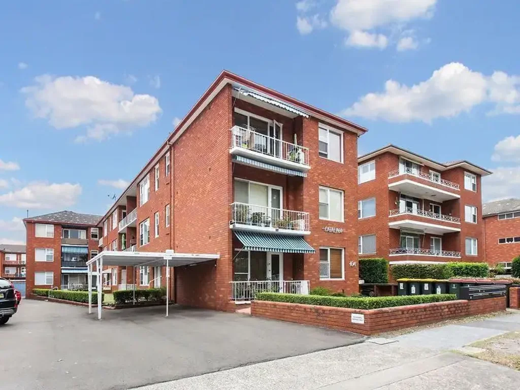 Partially Furnished 2 Bedroom Unit By The Beach!