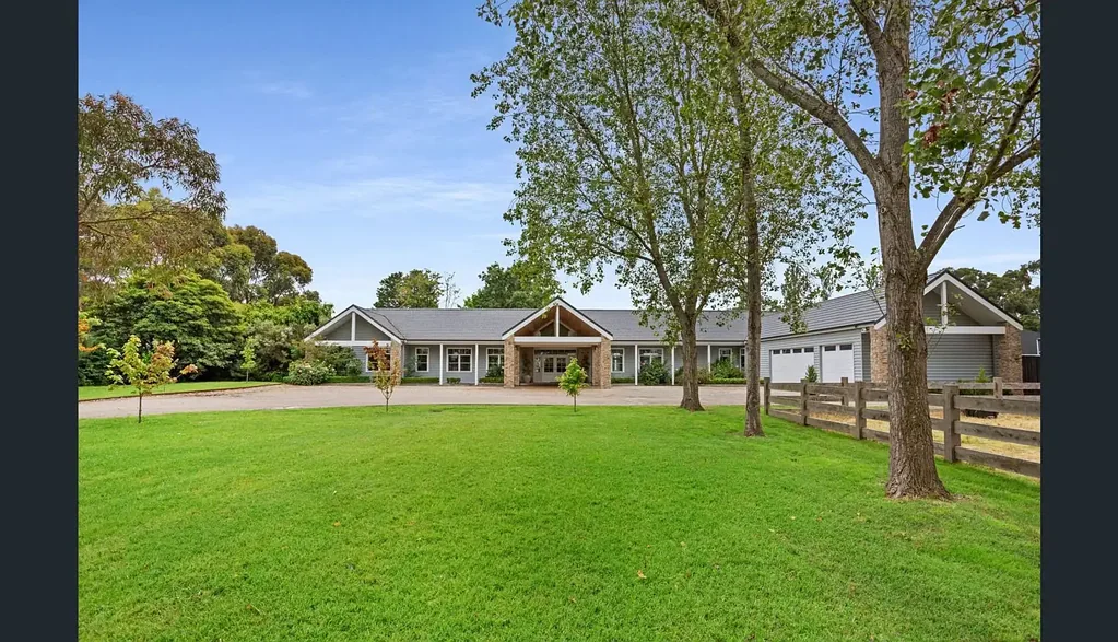 Moorooduc 4 Bedroom Country Living. Peninsula Lifestyle
