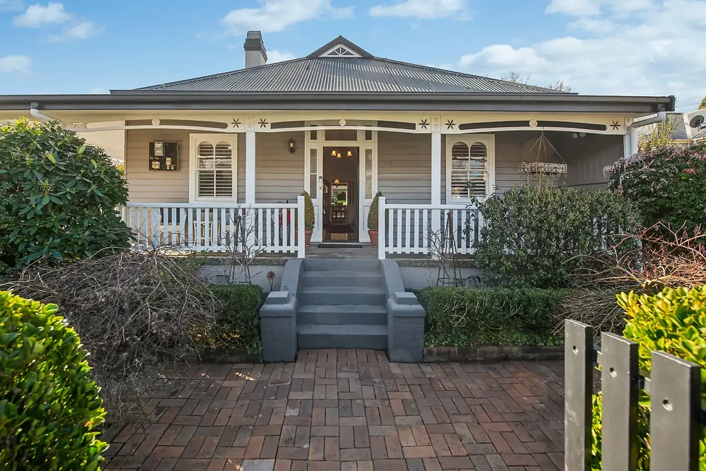 120 Merrigang Street, Bowral, NSW 2576