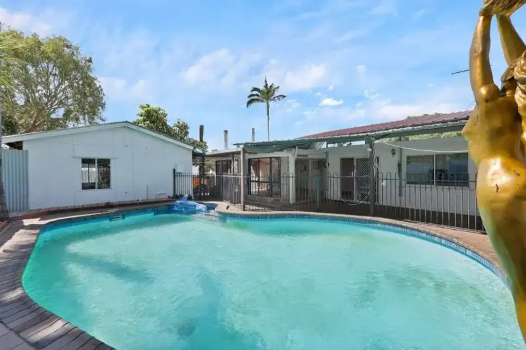 Slade Point 4ਬੈੱਡਰੂਮ Lamberts Beach, Elevated and Spacious!!