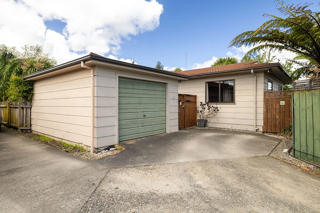 West End 3Kwarto Calm, Connected & Effortlessly Easy