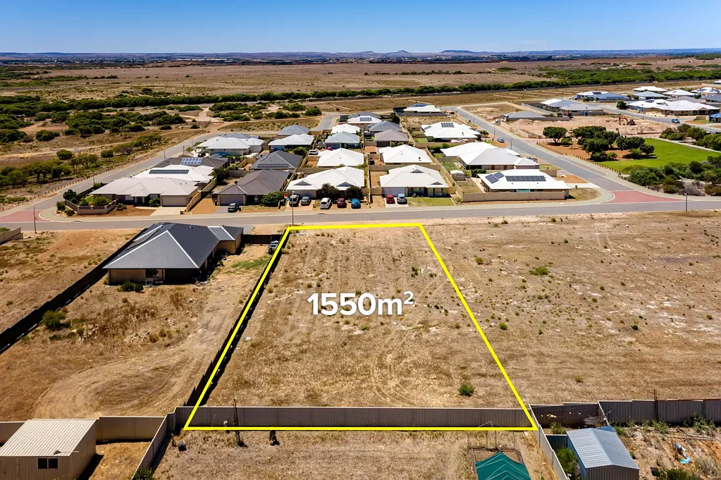 31 Wanderer Concourse, Wandina, WA 6530