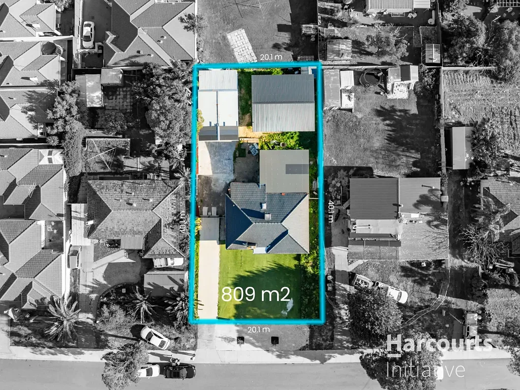 Balga 8房  809sqm R40 | Four Dwellings | High-Yield Investment
