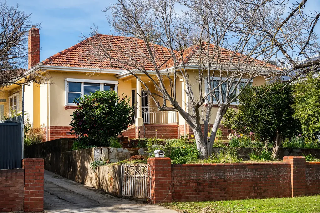 East Albury 3 Slaapkamer Beautiful character home, off market opportunity.