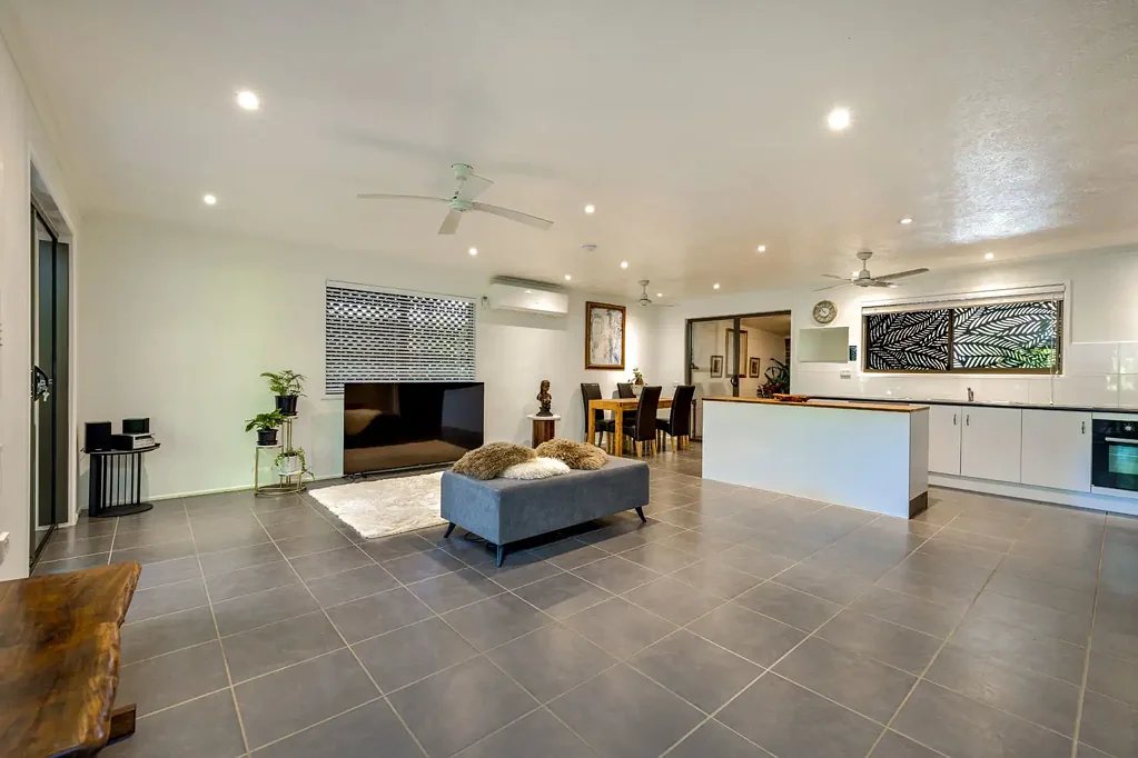 Trinity Beach 3房  Private, tropical retreat in the heart of Trinity Beach