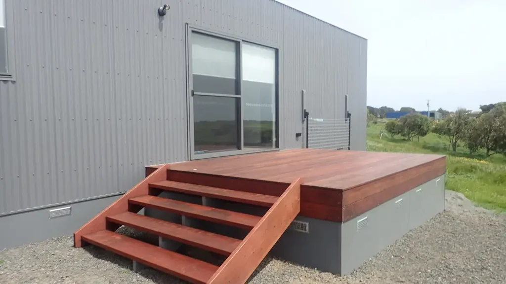 Brand new 2 bedroom unit with over-sized  shed!