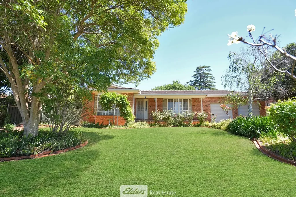 Griffith 3房  Highly Regarded Collina Location!
