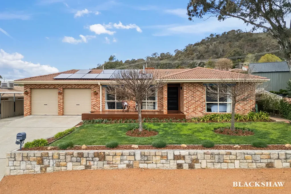 5 Butlin Place, Theodore, ACT 2905