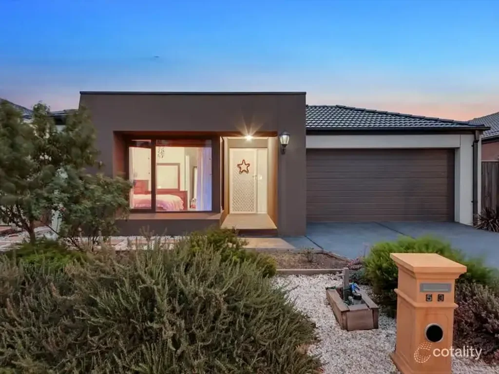53 Stoneyfell Road, Point Cook, VIC 3030