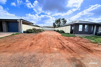 Whyalla Stuart  LOCATED CLOSE TO SHOPPING PRECINCT