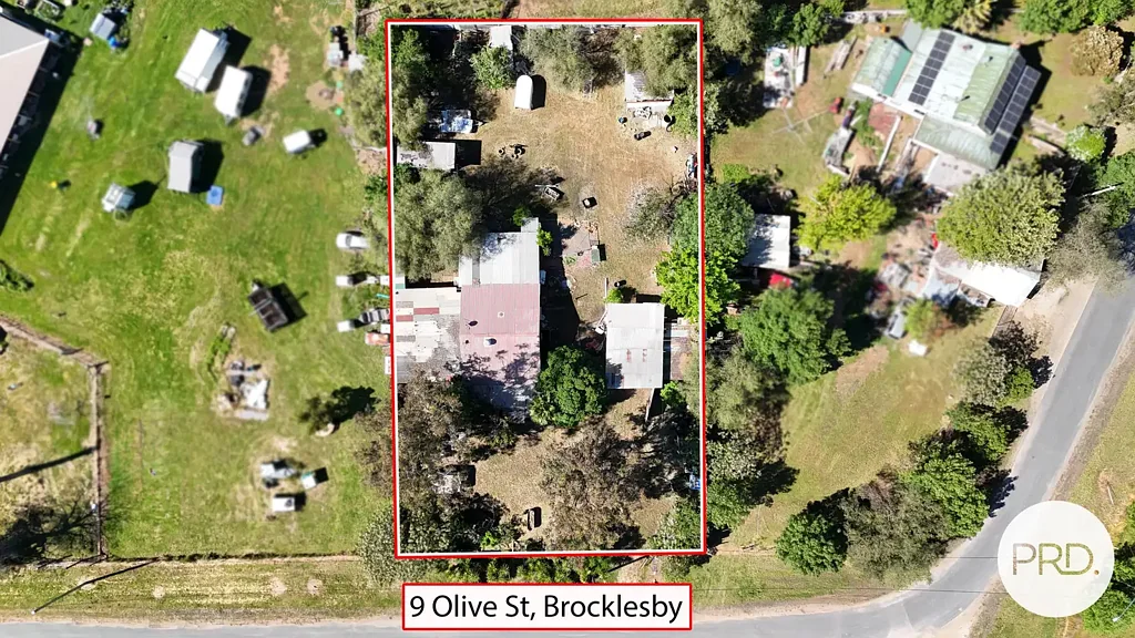 Brocklesby 1房  BRING YOUR OVERALLS & IMAGINATION