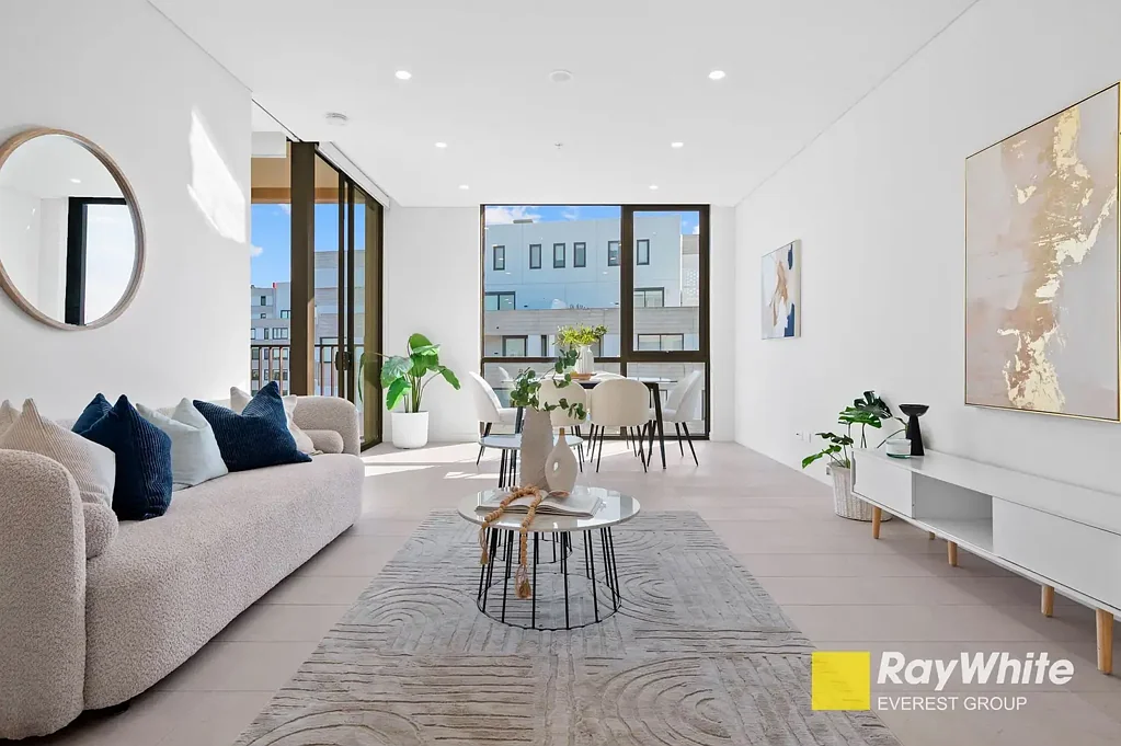 Macquarie Park 2房 22楼天际视野 开放式生活阳台 欧洲电器厨房 度假村式设施 工休完美平衡 Sky-High Sophistication with Panoramic Views | 22F 2 Bed + 2 Bath