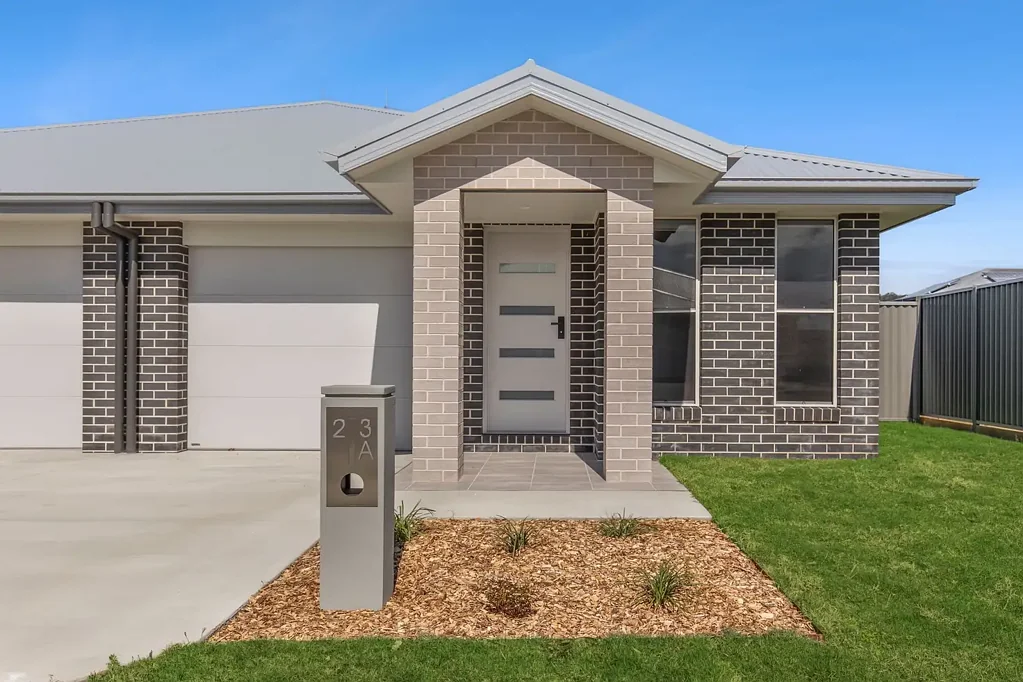 Moonee Beach 3房  Brand new in a pristine beachside location.