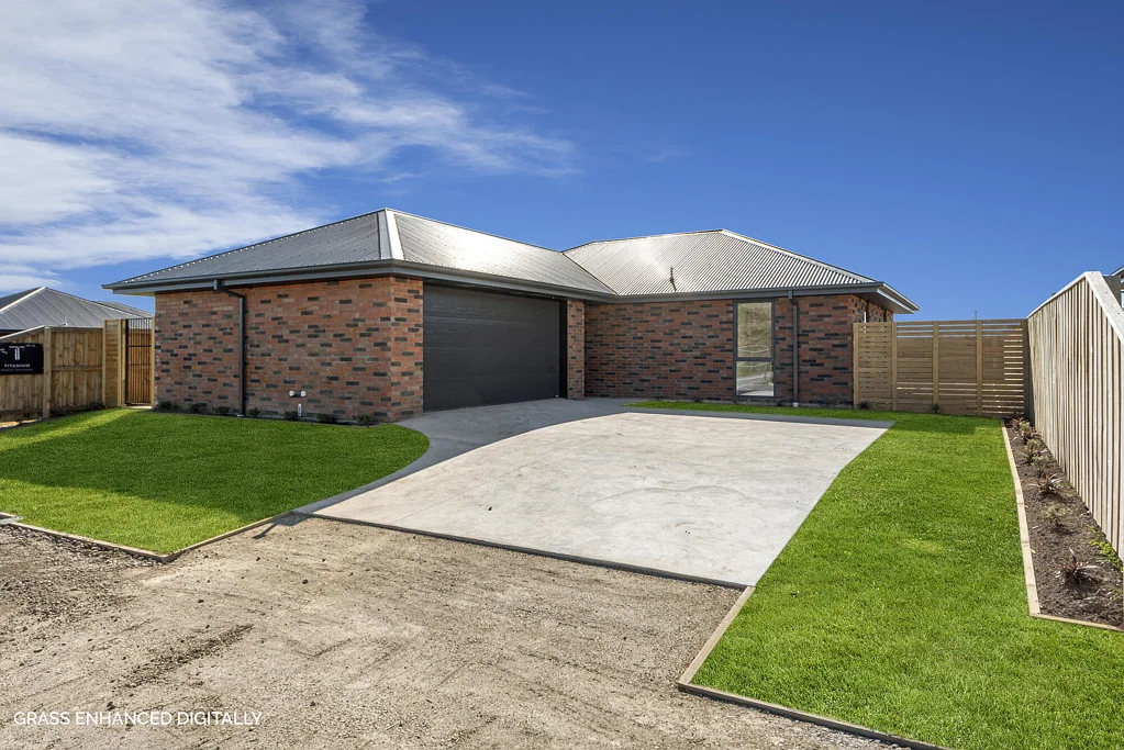 Ashburton 4房  Stylish 175sqm Home - Priced at $749,000