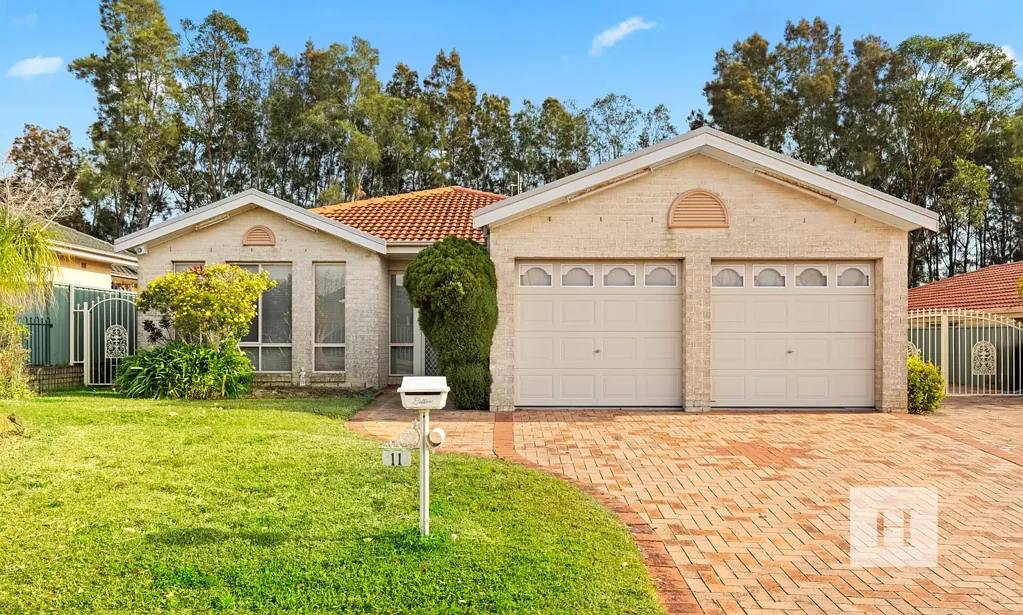 11 Avondale Drive, Kanwal, NSW 2259