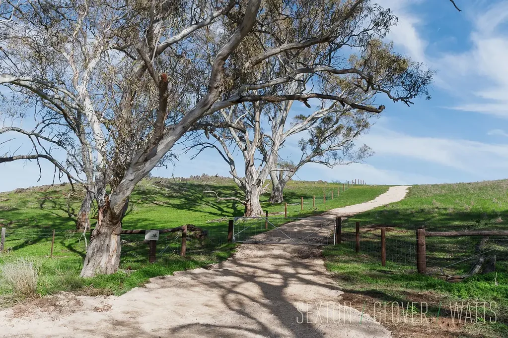 Highland Valley  Rural Lifestyle Block on 8.125 Hectares!
