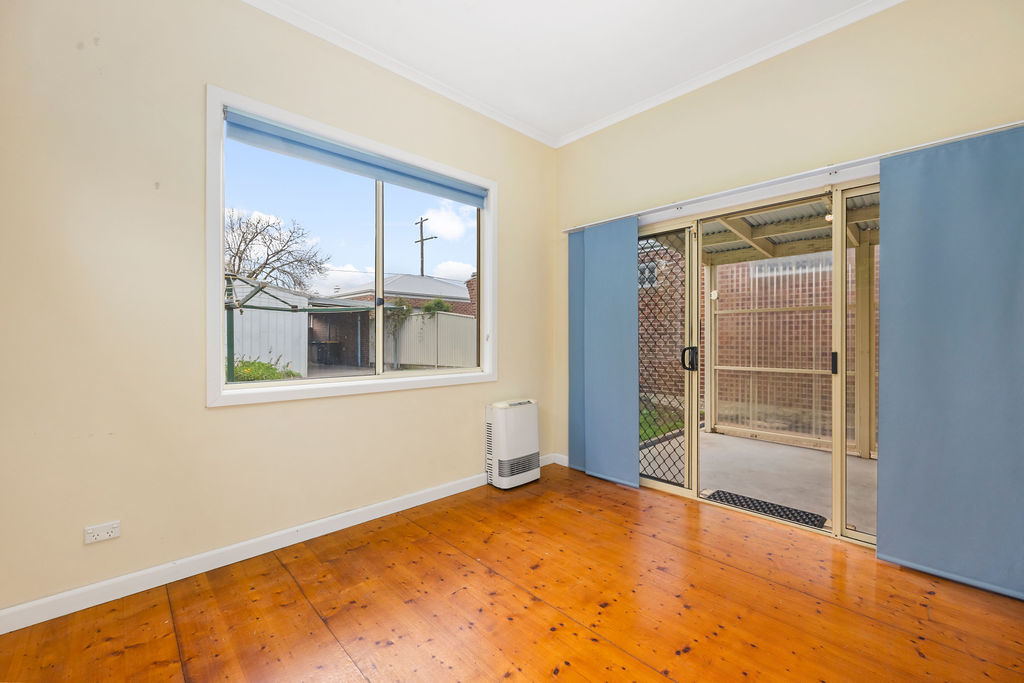 1A TREVOR ST, BALLARAT EAST VIC 3350, 0 غرف, 0 حمامات, House