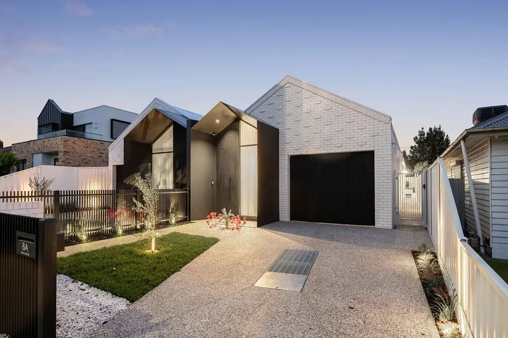 Reservoir 4غرفة نوم Designer Excellence in a Brand-New Residence