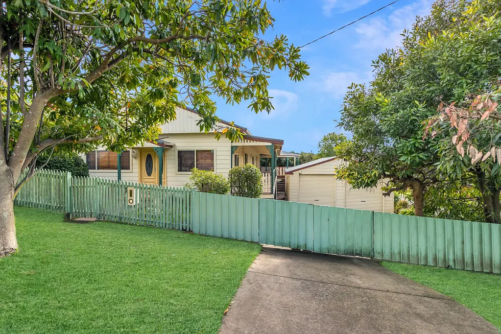 Cardiff 4 Slaapkamer A Much-Loved Home, Ready for Its Next Chapter