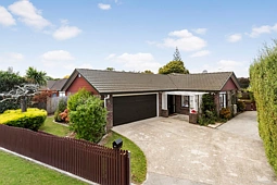 53 Riverton Drive, Randwick Park