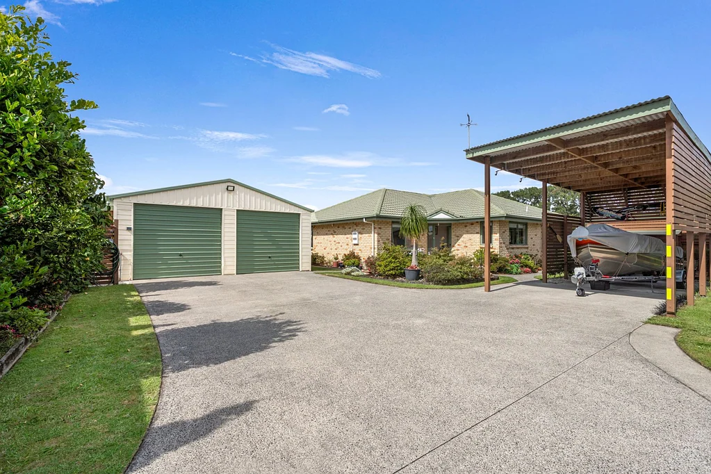 Whitianga 3 Slaapkamer PRICE REDUCED. MAKE YOUR MOVE NOW.