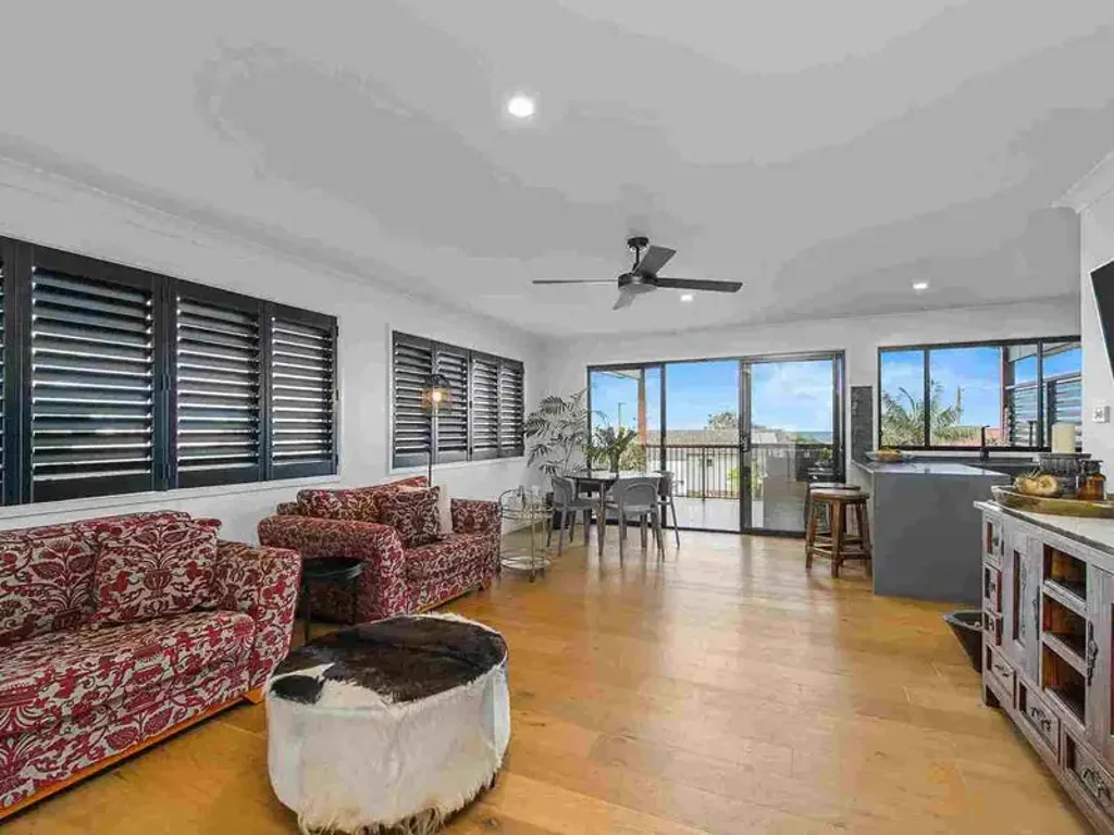 Upstairs apartment with a view