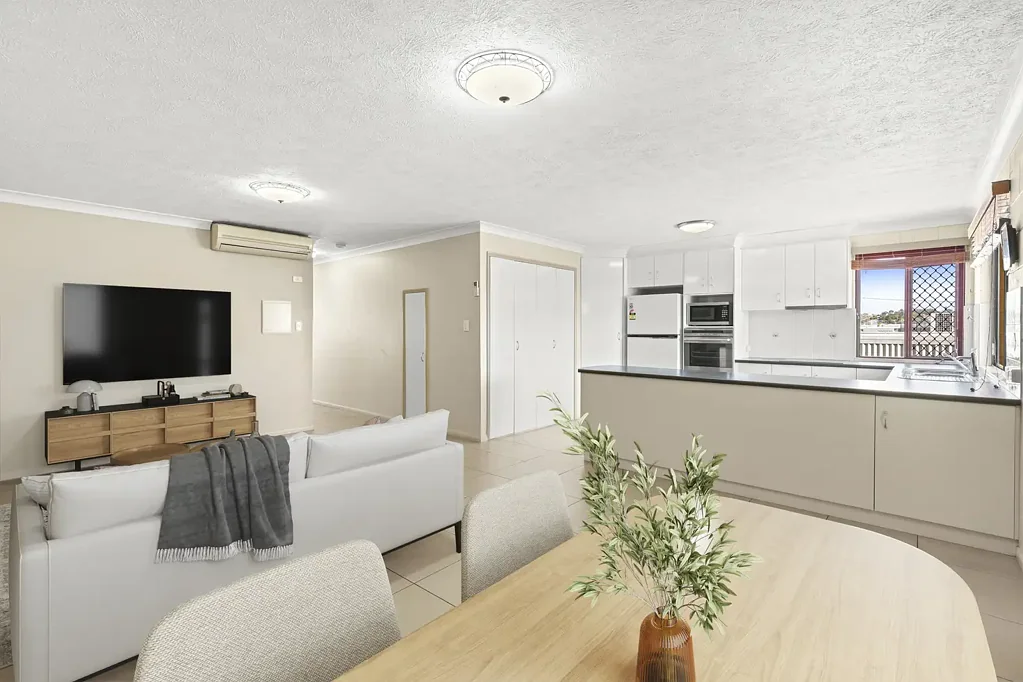Toowoomba City 3 Bedroom Dreaming of your first home in the inner city? This one could be for you!