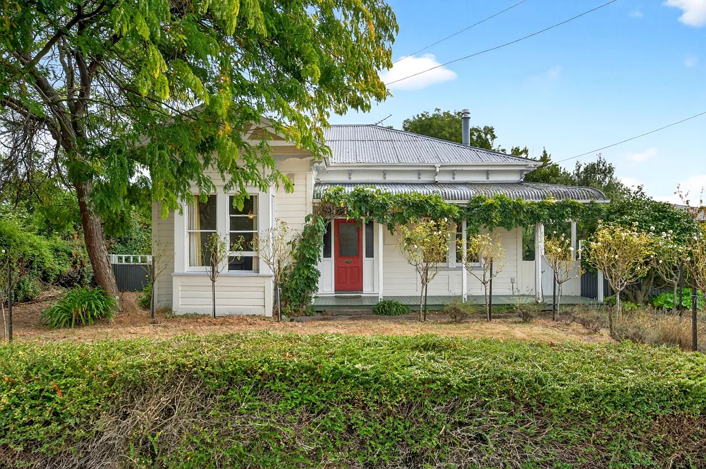 Martinborough 2房  Villa Ready for Revival