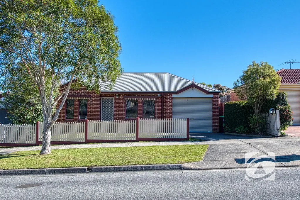 25 William Road, Berwick, VIC 3806