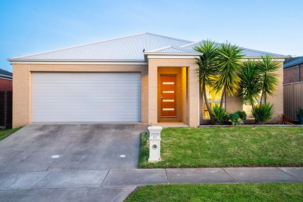 Family Comfort in the Heart of White Box Rise