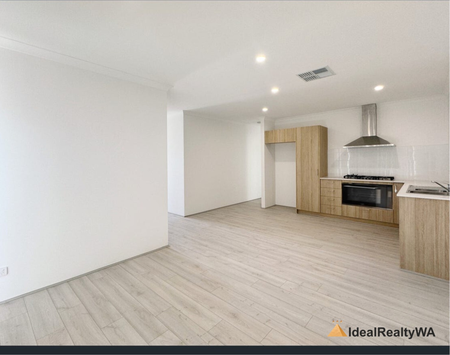 UNIT 1 29 LENA ST, BECKENHAM WA 6107, 0房, 0浴, House