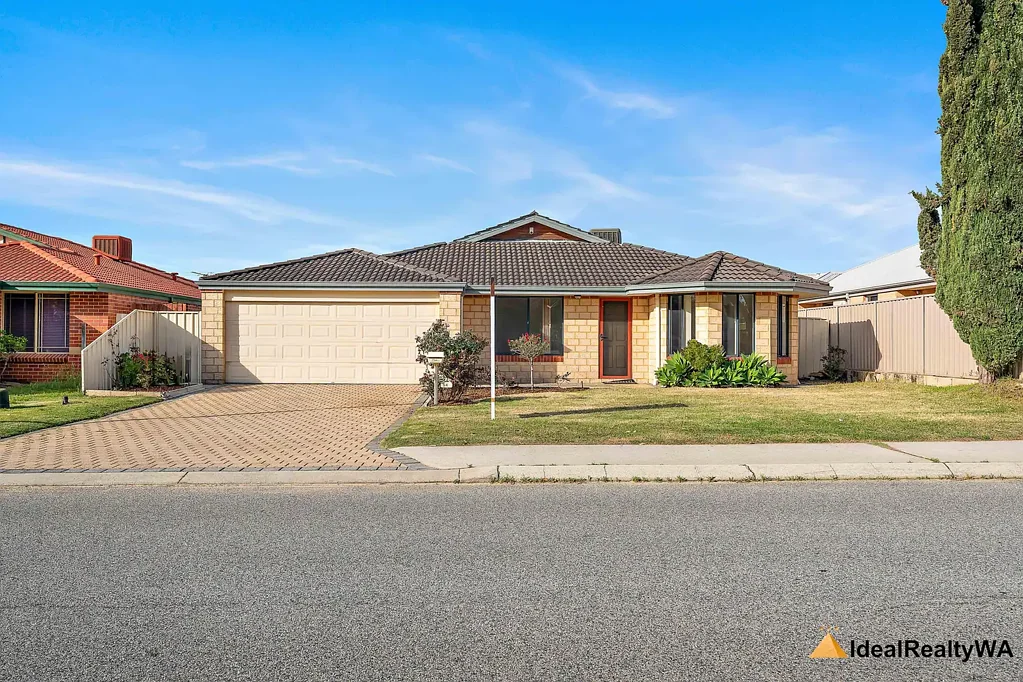 Canning Vale 4ਬੈੱਡਰੂਮ CHARMING RESIDENCE  & PARK FRONT