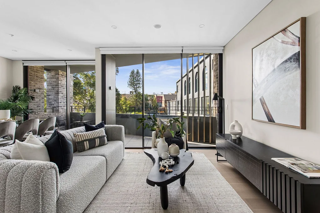 Annandale 2 Bedroom Contemporary Apartment of Brilliant Design