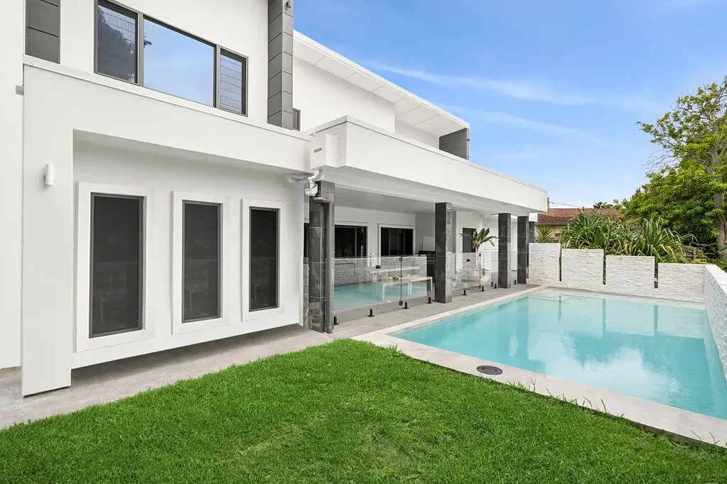 Buderim 6部屋 Dual Living Meets Buderim Luxury