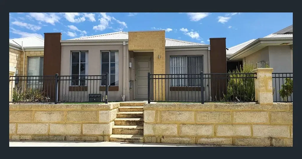 Modern Comfort Meets Convenience in Aveley - 27 Cochrane Loop
