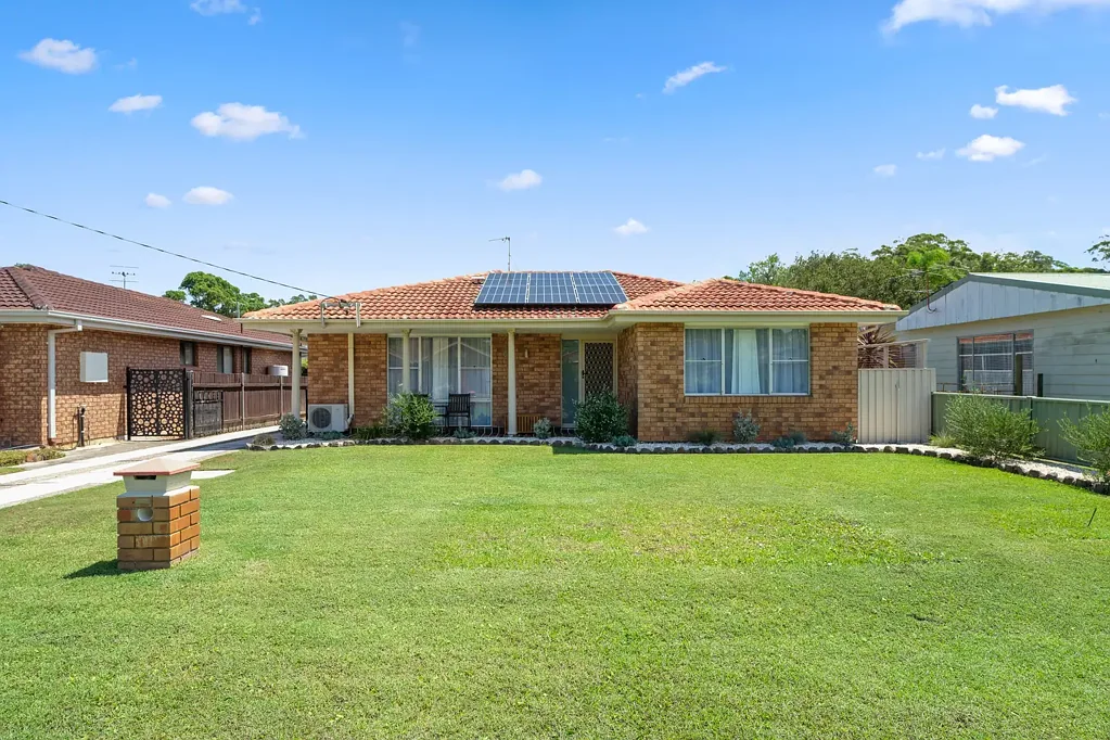 16 Northumberland Avenue, Lemon Tree Passage, NSW 2319