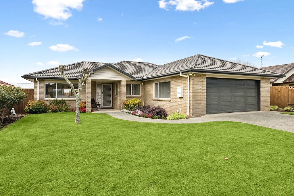 Pukekohe 4Kwarto SUN-SOAKED FAMILY LIVING IN A PRIME CUL-DE-SAC